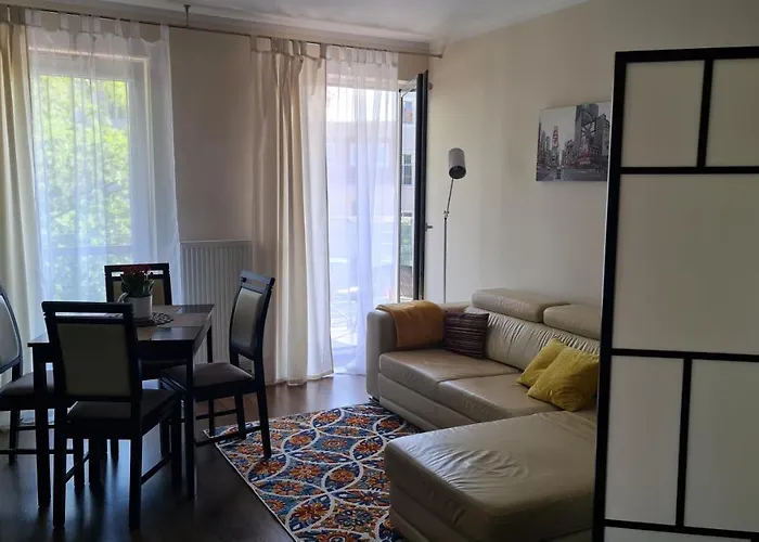 アパート Concha シフィノウイシチェ